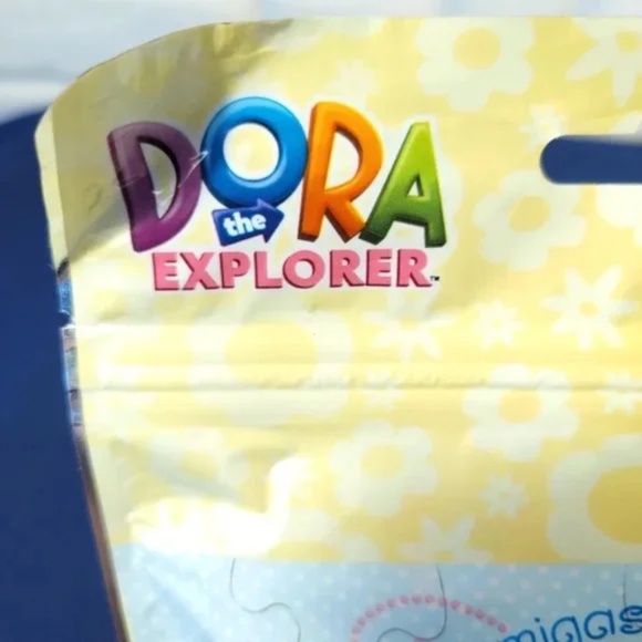 ❤️ Dora the Explorer Puzzle on the Go - Picture 8 of 8